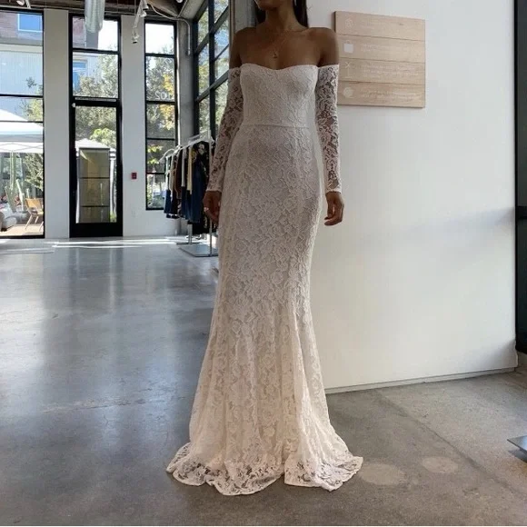 Reformation dress - Picture 4 of 14